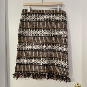 Like new, Tory burth skirt, size 8